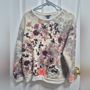 H&M Floral Quilted Crewneck Sweater. Size M..Fits Oversized.